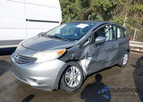 2015 Nissan Versa Note Sv z USA, uszkodzony, nr VIN 3N1CE2CP0FL428961